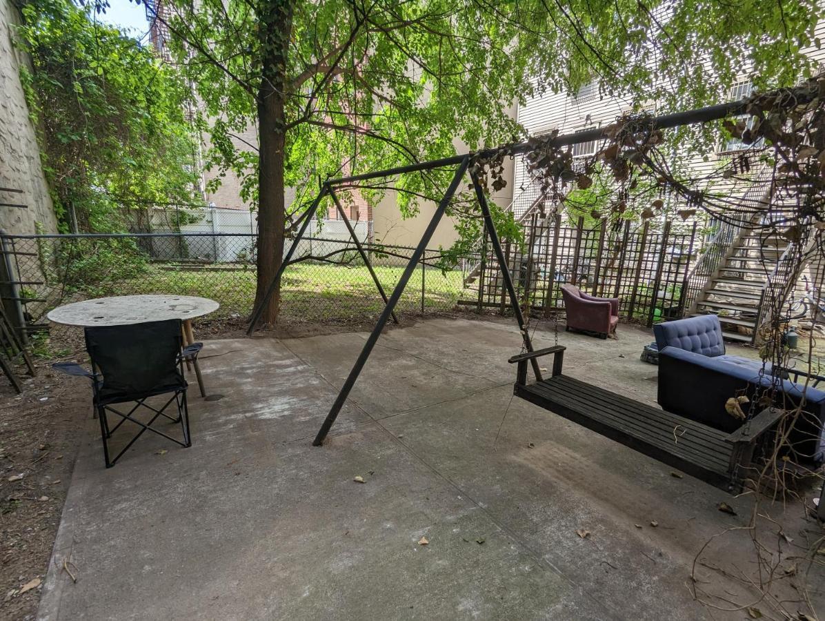 نيو يورك Central & Affordable Williamsburg Small Room المظهر الخارجي الصورة