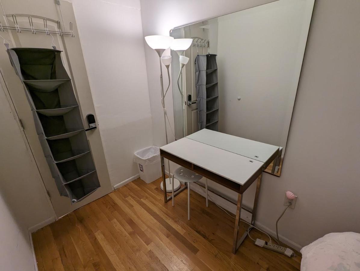 نيو يورك Central & Affordable Williamsburg Small Room المظهر الخارجي الصورة