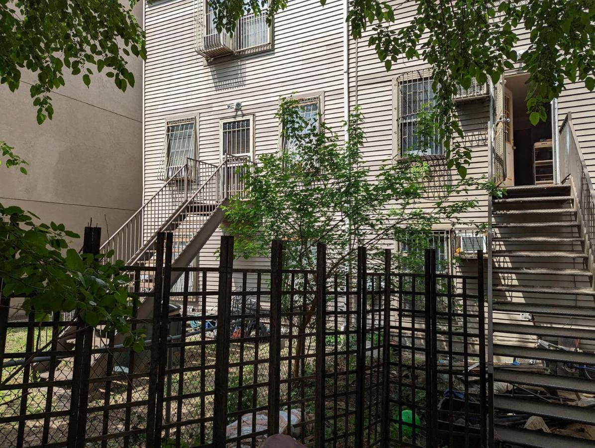 نيو يورك Central & Affordable Williamsburg Small Room المظهر الخارجي الصورة